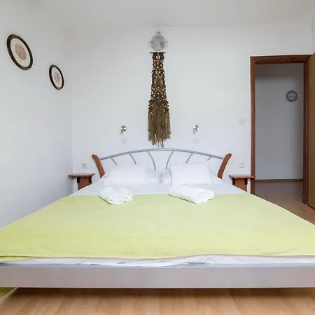 Appartement On The Komiža