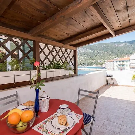 Apartmán On The Komiža